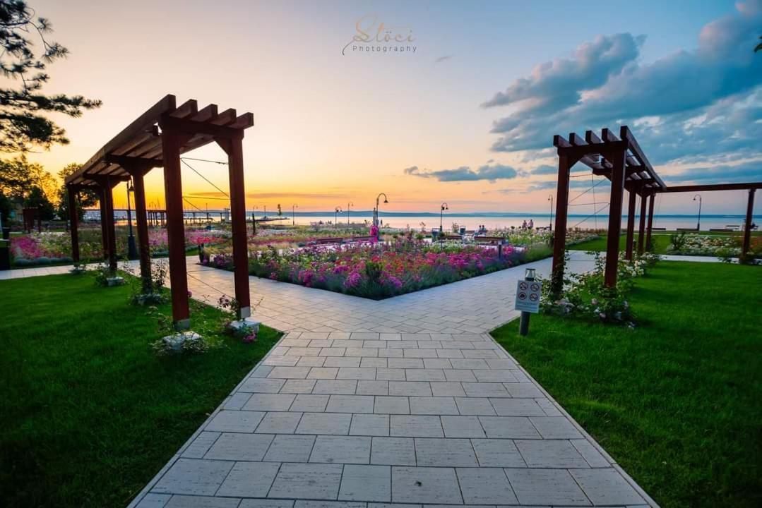 Best Silver Apartman Siofok Luaran gambar